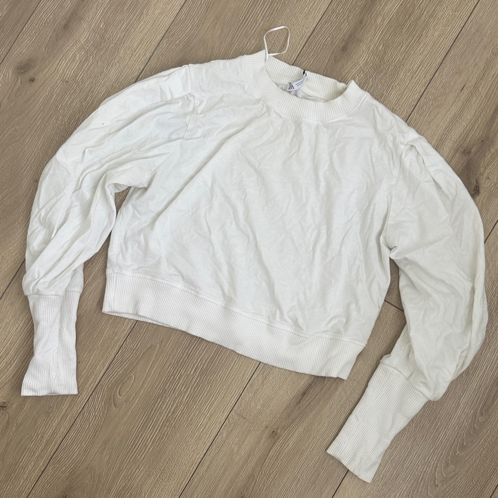 Zara White Long Sleeve Sweatshirt